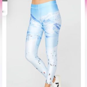 Terez legging (ski trip) size small